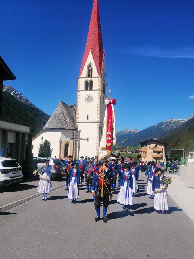 Villa Burgerhof à Pettneu am Arlberg Extérieur photo
