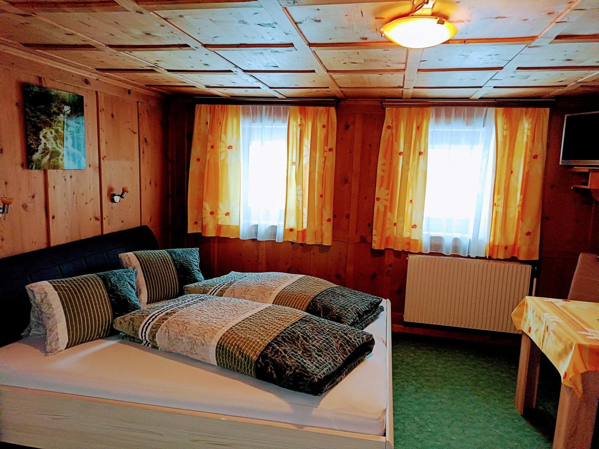 Villa Burgerhof à Pettneu am Arlberg Extérieur photo